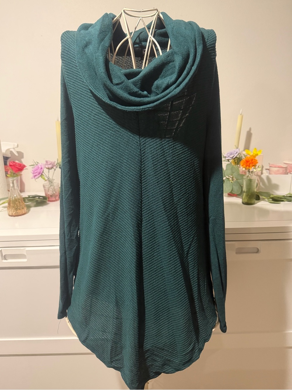 Iz Byer Green Cowl Neck Tunic Sweater